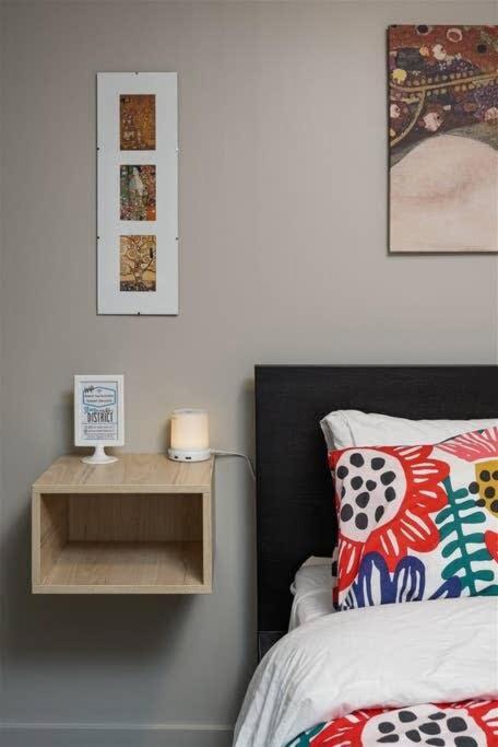 #stayinmydistrict Multnomah Village Modern Retreat